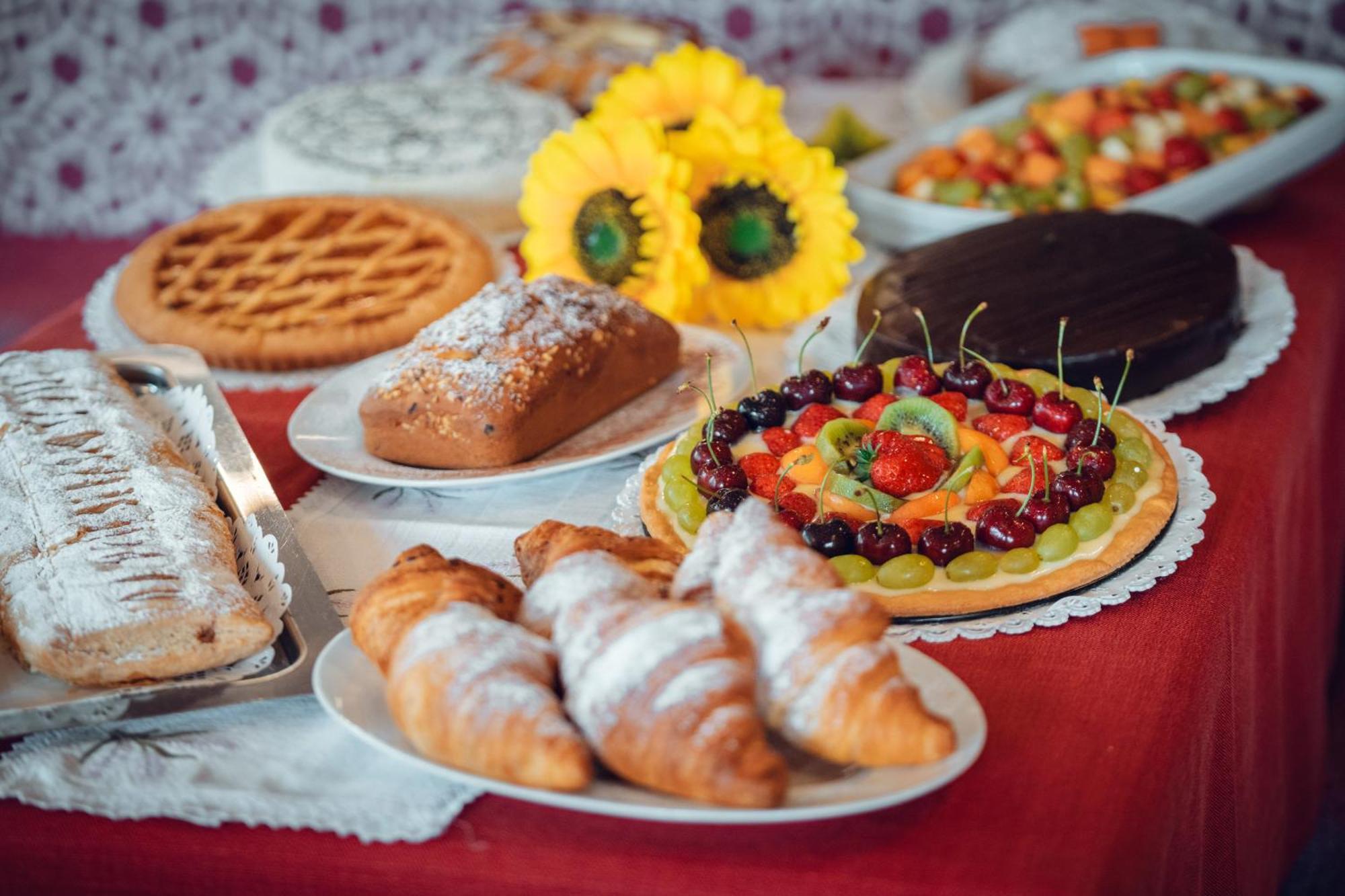 Aparthotel Des Alpes Cavalese Ngoại thất bức ảnh
