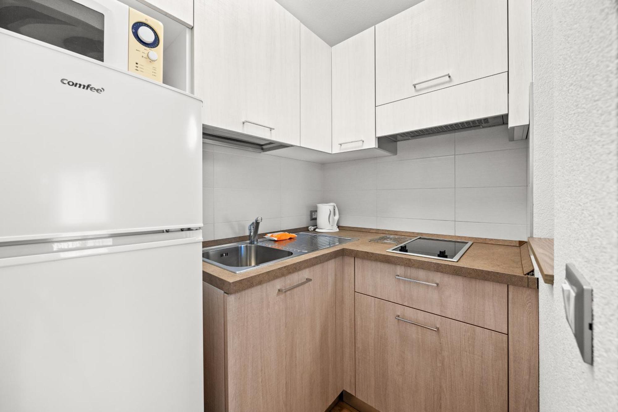 Aparthotel Des Alpes Cavalese Ngoại thất bức ảnh