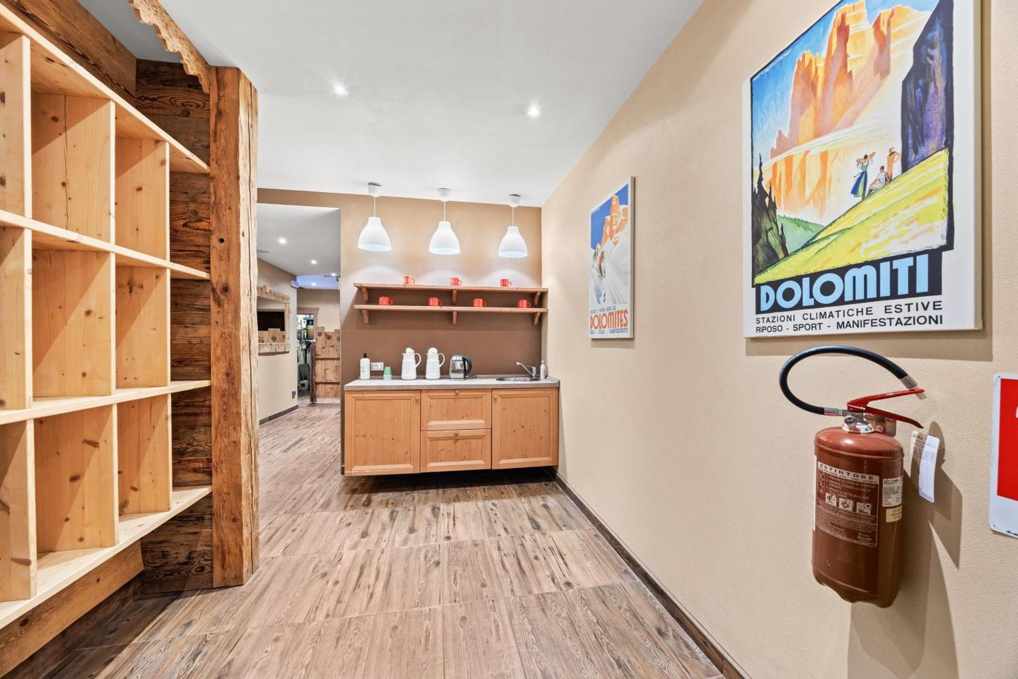 Aparthotel Des Alpes Cavalese Ngoại thất bức ảnh