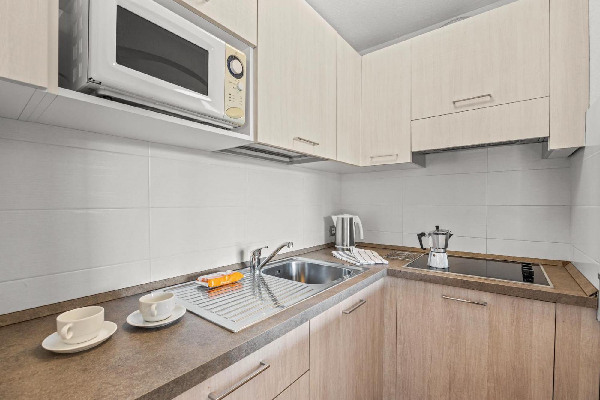 Aparthotel Des Alpes Cavalese Ngoại thất bức ảnh