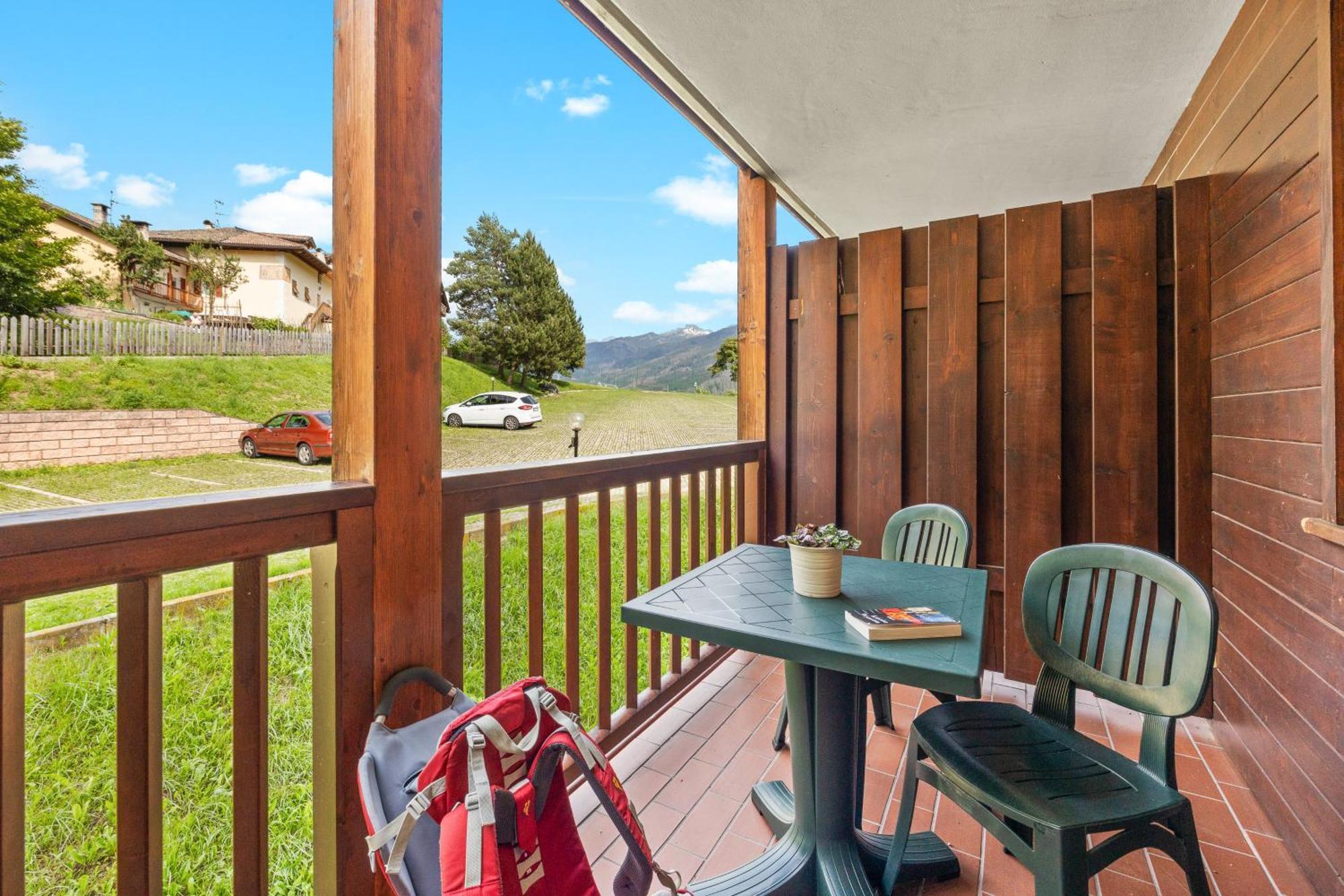 Aparthotel Des Alpes Cavalese Ngoại thất bức ảnh