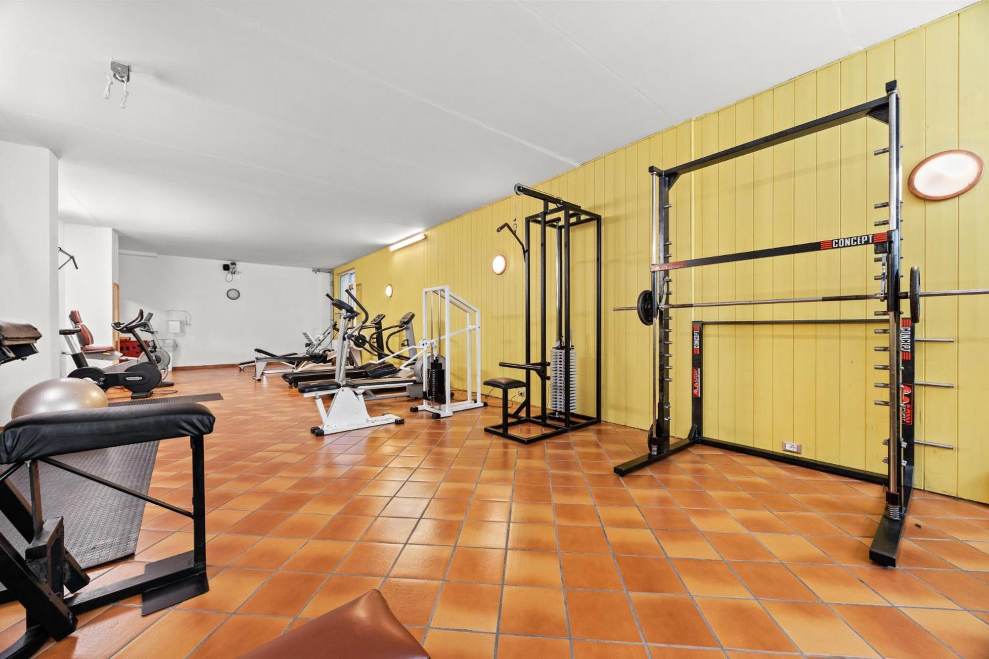 Aparthotel Des Alpes Cavalese Ngoại thất bức ảnh