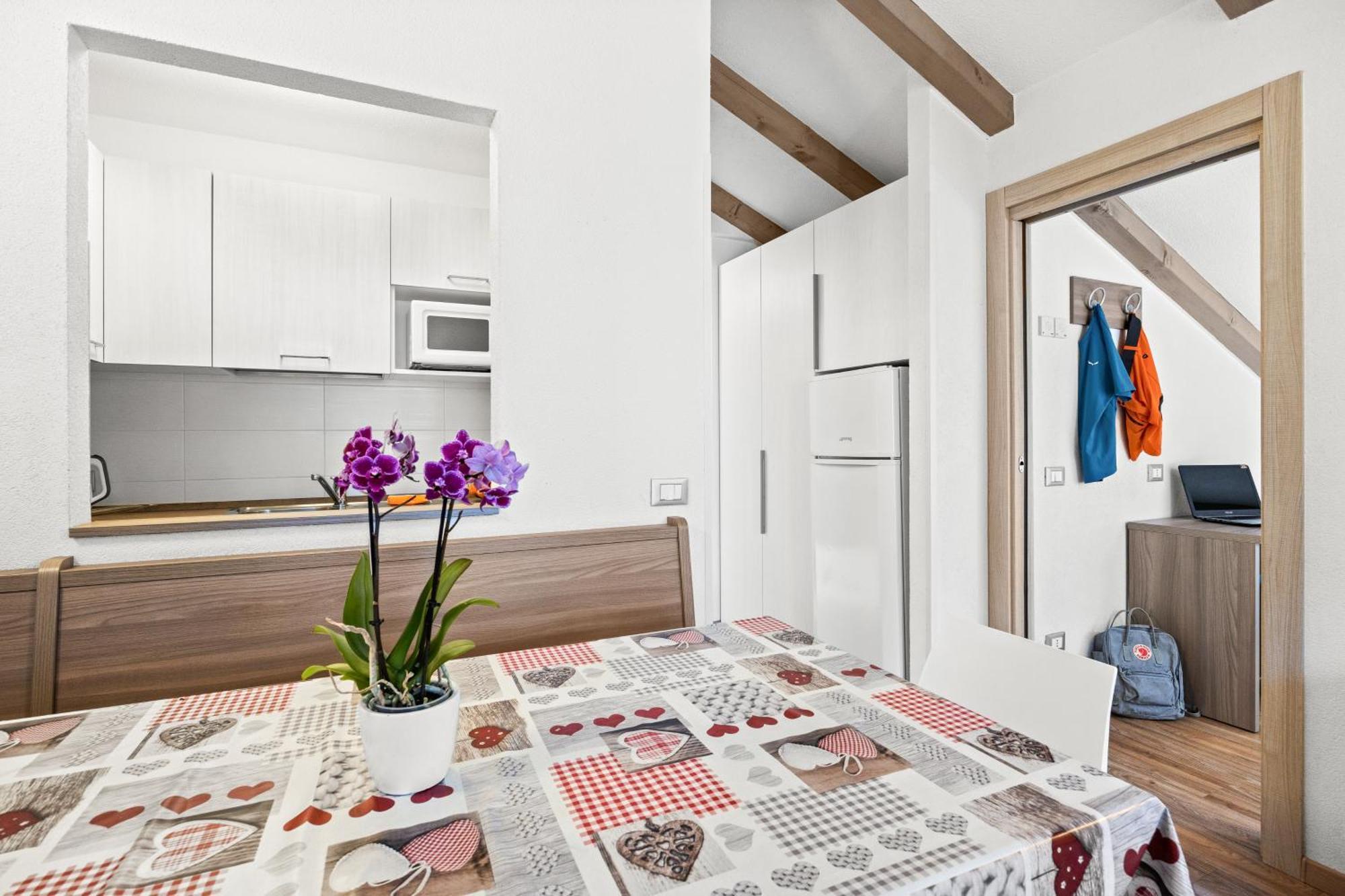 Aparthotel Des Alpes Cavalese Phòng bức ảnh
