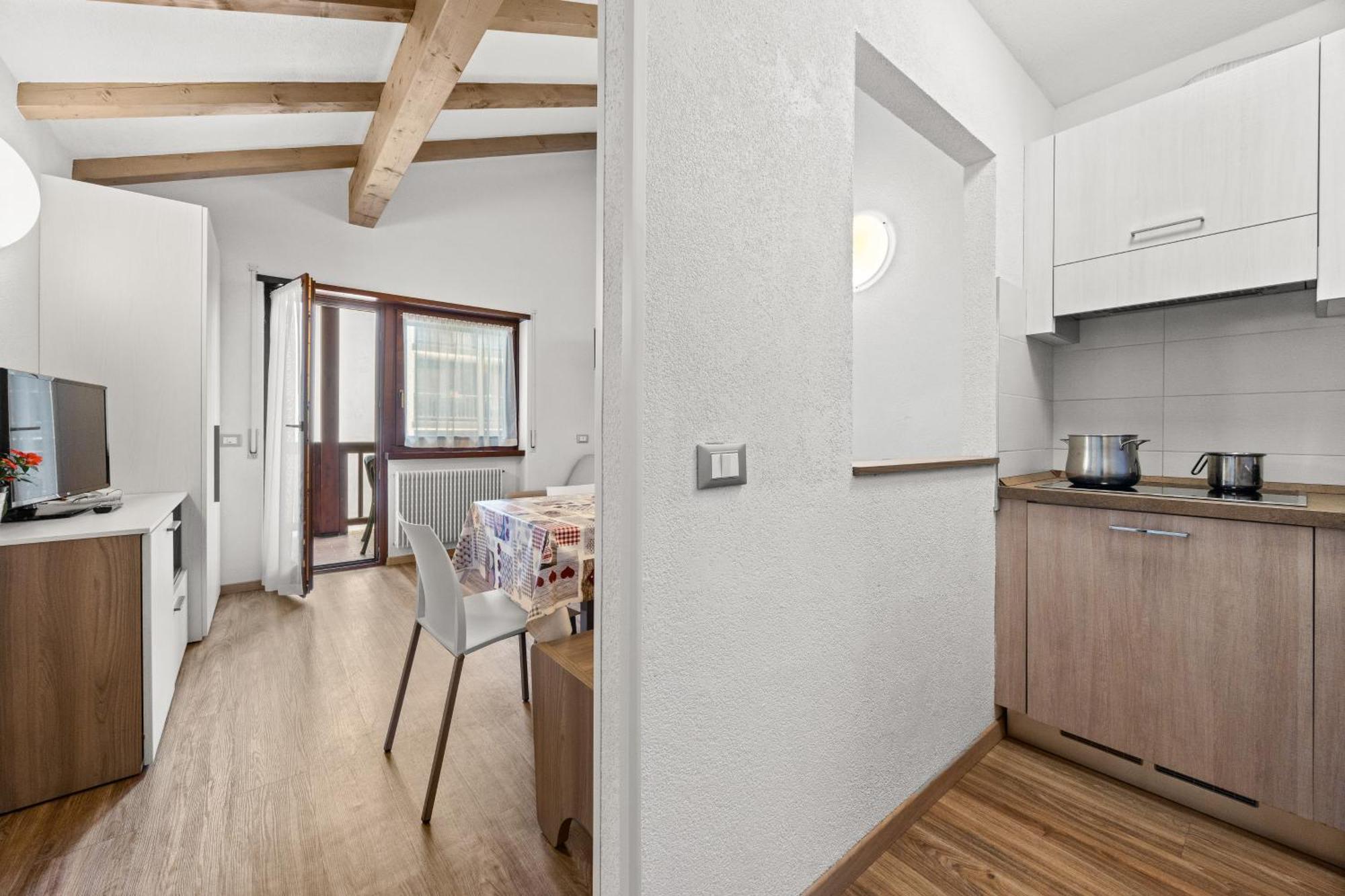 Aparthotel Des Alpes Cavalese Phòng bức ảnh